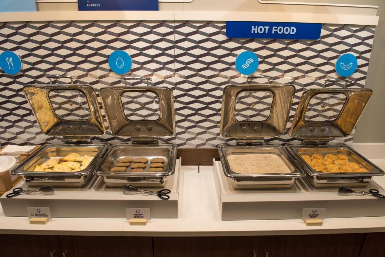 Holiday Inn Express & Suites Dayton North - Vandalia By Ihg Luaran gambar